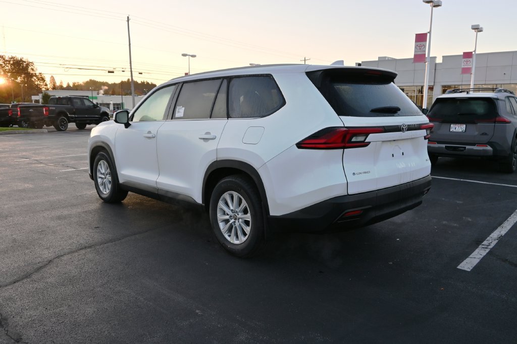 New 2026 Toyota Grand Highlander AWD Hybrid image 5