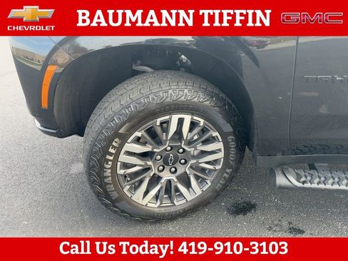 Used 2025 Chevrolet Tahoe Z71 w/ Comfort Package AWD/4WD image 27
