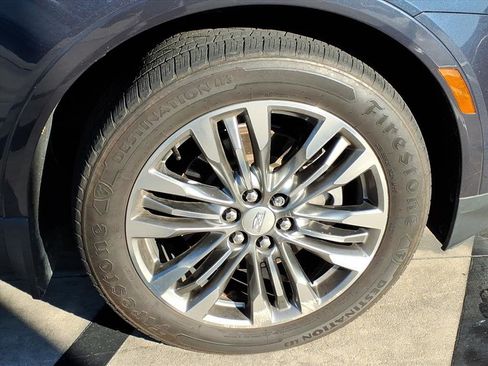 Used 2018 Cadillac XT5 Premium Luxury w/ Driver Assist Package image 7