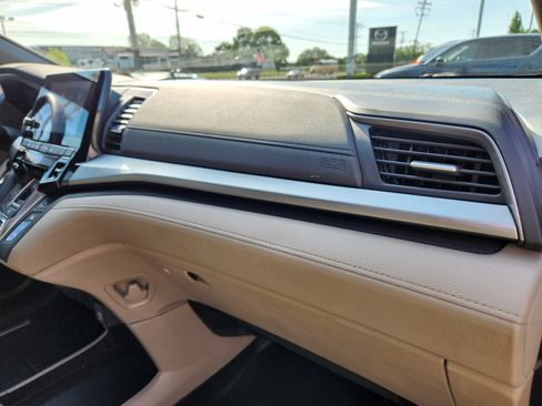 Used 2024 Honda Odyssey EX-L image 17