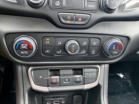 Used 2022 GMC Terrain AT4 w/ Tech Package AWD/4WD image 24