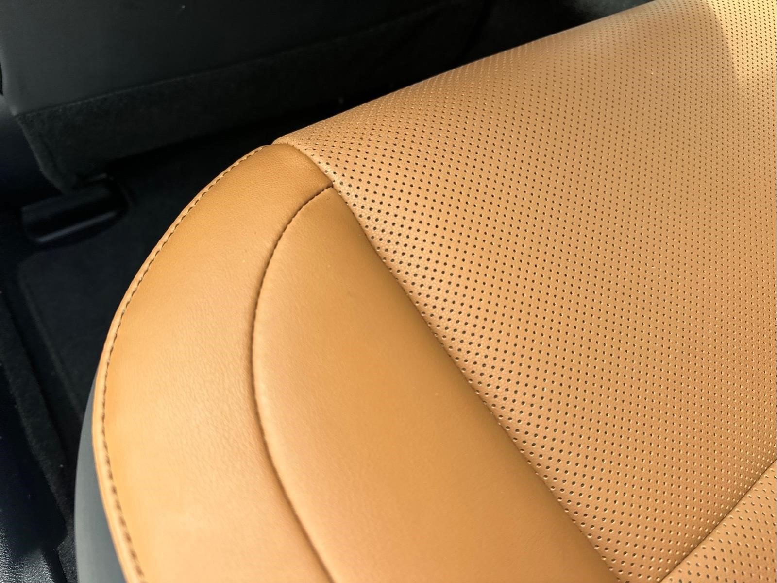 Used 2021 Lexus IS 300 w/ Comfort Package RWD image 14