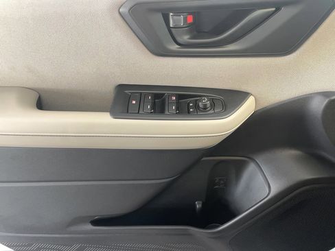 Used 2025 Subaru Forester image 11