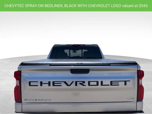 Used 2022 Chevrolet Silverado 1500 LTZ w/ LTZ Premium Package AWD/4WD image 7