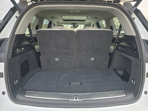 Used 2023 Jeep Grand Cherokee L Overland w/ Advanced Protech Group III image 44