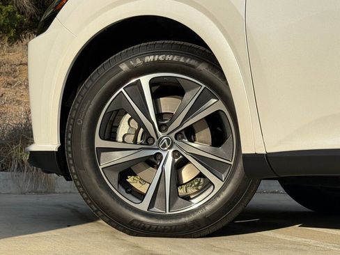 Certified 2024 Lexus RX 350 FWD image 9