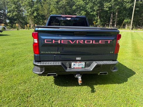 Used 2021 Chevrolet Silverado 1500 LT Trail Boss w/ Bed Protection Package AWD/4WD image 15