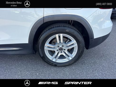 Certified 2022 Mercedes-Benz GLB 250 w/ Premium Package Lite image 9
