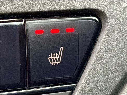 Certified 2025 Honda Accord SE image 22