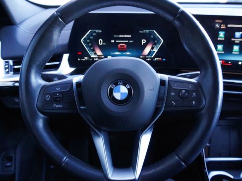 Certified 2025 BMW X2 xDrive28i image 17