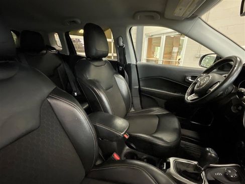 Used 2020 Jeep Compass Latitude image 25