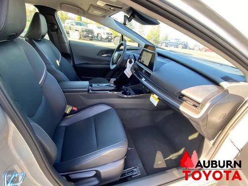 New 2027 Toyota Prius XLE FWD image 11
