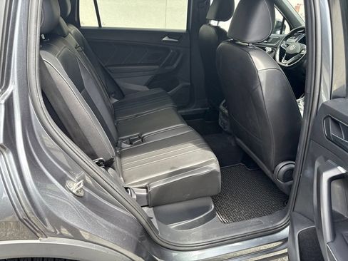 Used 2022 Volkswagen Tiguan SE R-Line AWD/4WD image 22