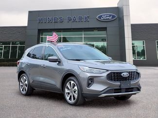 Used 2025 Ford Escape Platinum AWD/4WD video 1