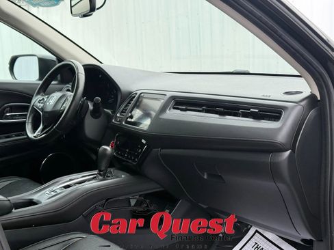 Used 2019 Honda HR-V EX-L image 18