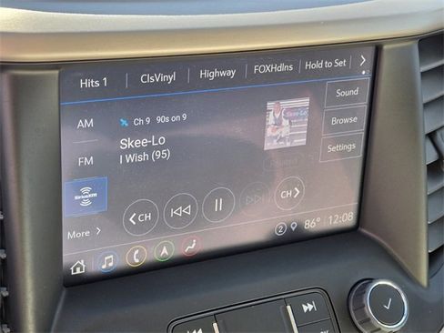 Used 2023 GMC Acadia Denali image 30