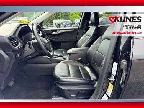 Used 2024 Ford Escape Platinum AWD/4WD image 12