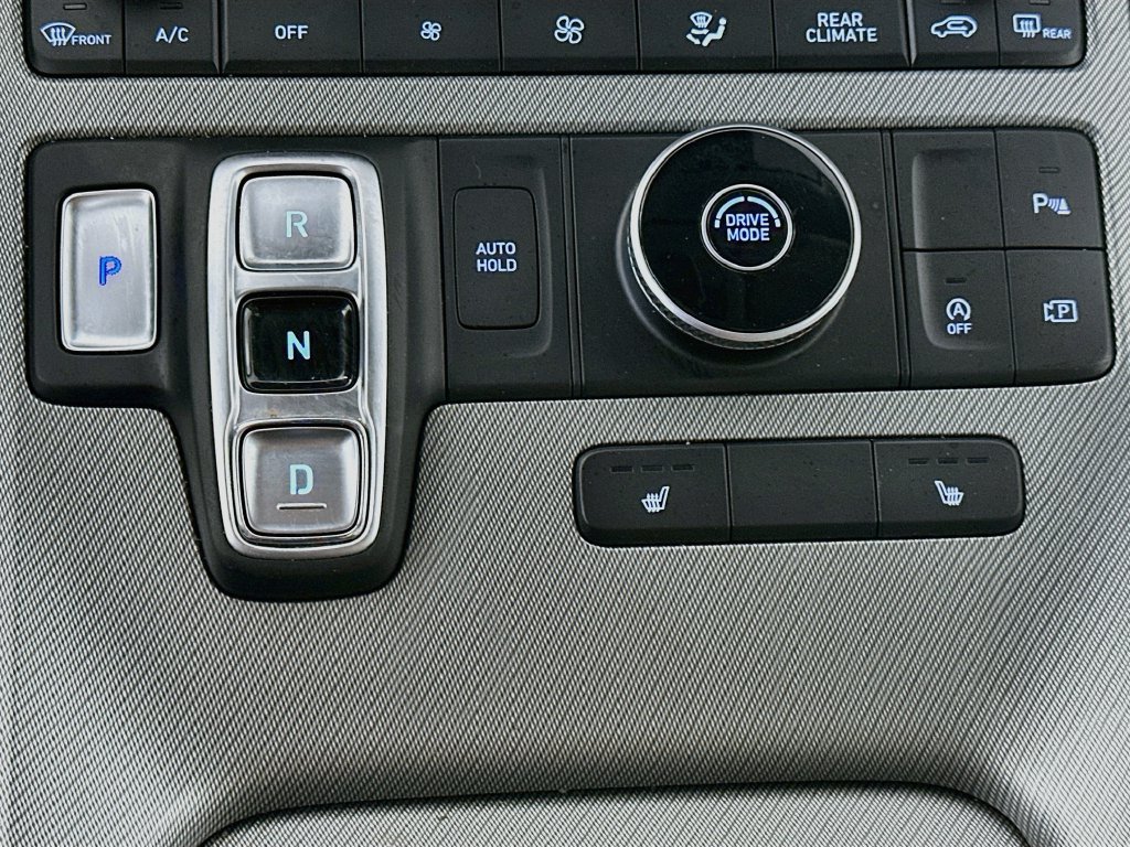 Used 2024 Hyundai Palisade SEL FWD image 16