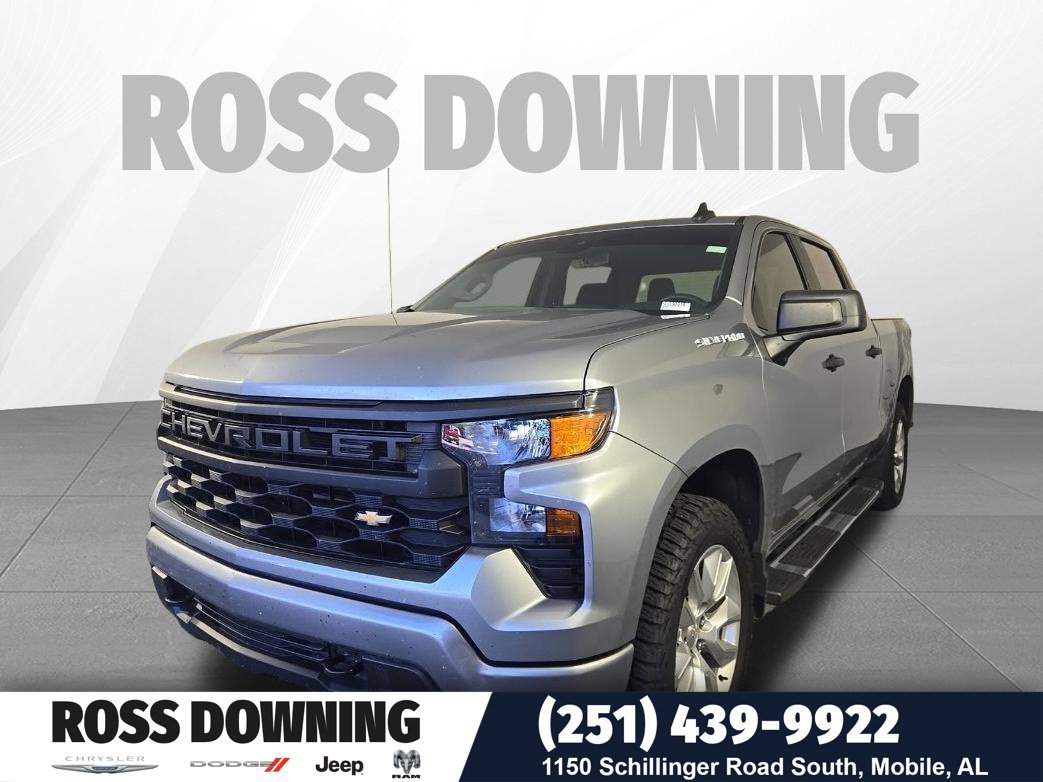 Used 2024 Chevrolet Silverado 1500 Custom AWD/4WD image 1
