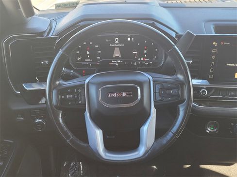 Used 2022 GMC Sierra 1500 Elevation image 12