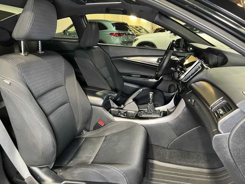 Used 2016 Honda Accord EX image 12