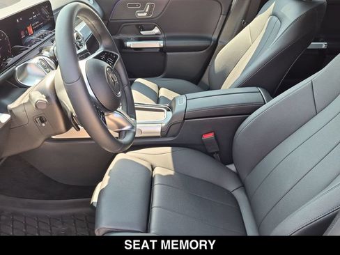 Certified 2026 Mercedes-Benz GLB 250 4MATIC image 17