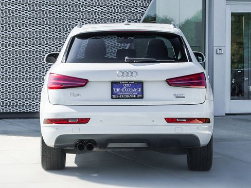 Used 2018 Audi Q3 2.0T Premium Plus w/ Premium Plus Package image 25