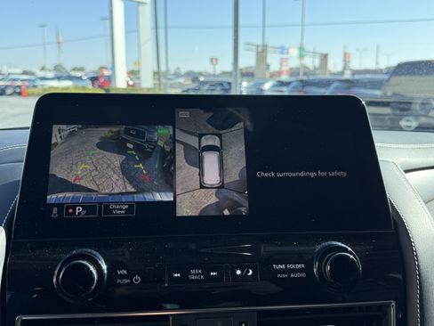 Certified 2024 INFINITI QX80 Premium Select image 27