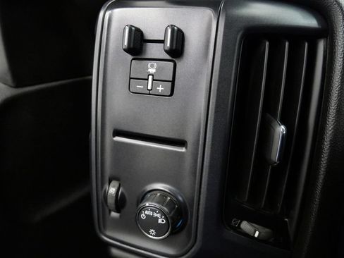 Used 2018 Chevrolet Silverado 2500 W/T w/ WT Fleet Convenience Package AWD/4WD image 25