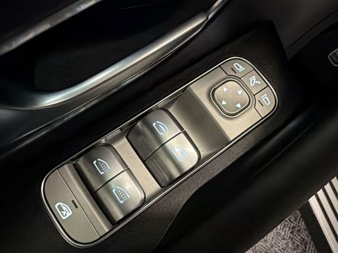 Certified 2023 Mercedes-Benz Maybach GLS 600 4MATIC image 28