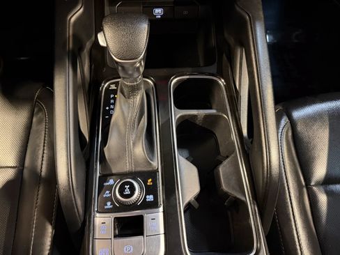Used 2020 Kia Telluride LX AWD/4WD image 22
