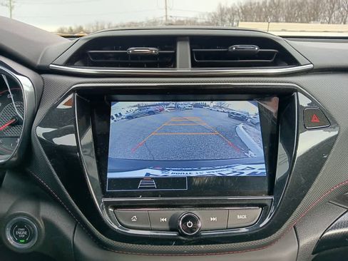 Used 2023 Chevrolet TrailBlazer RS w/ Convenience Package image 28