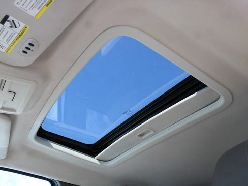 Used 2012 Jeep Liberty Sport w/ Popular Equipment Group image 15