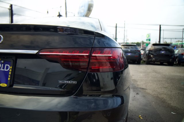 Used 2023 Audi A4 2.0T Premium Plus w/ Premium Plus Package AWD/4WD image 13