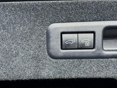 Used 2022 Lexus RX 350L FWD w/ Premium Package image 34