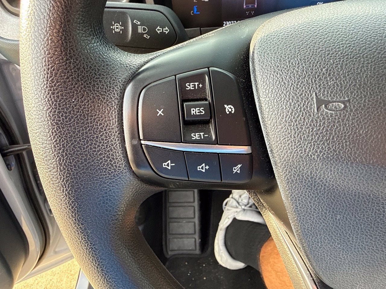 Used 2025 Ford Maverick XLT w/ Equipment Group 302A AWD/4WD image 28