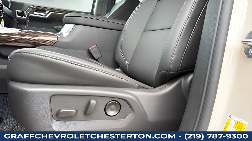 New 2026 Chevrolet Silverado 1500 RST w/ Convenience Package II AWD/4WD image 25