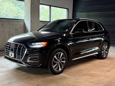 Used 2021 Audi Q5 2.0T Premium Plus w/ Premium Plus Package AWD/4WD image 1