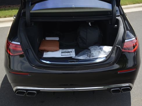 Used 2025 Mercedes-Benz S 63 AMG S image 48