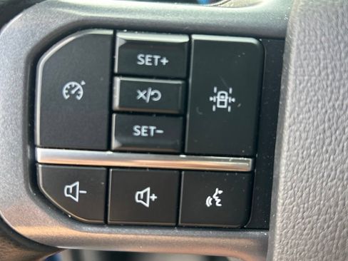 Used 2024 Ford F150 XLT AWD/4WD image 22