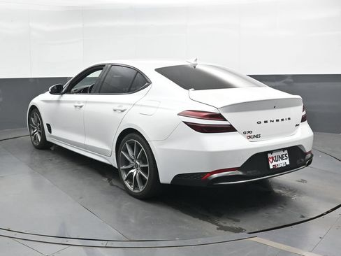 Used 2023 Genesis G70 2.0T AWD/4WD image 9