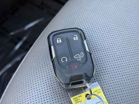 Used 2020 GMC Sierra 1500 SLT w/ SLT Premium Plus Package image 37