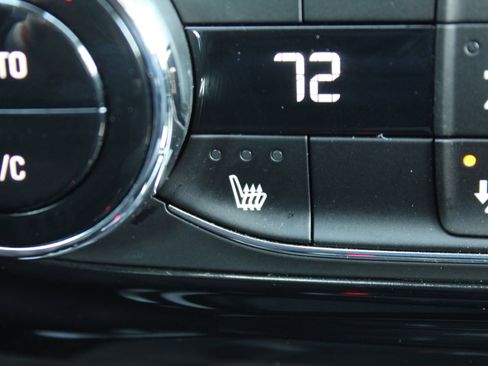 New 2026 Chevrolet Trax ACTIV w/ Sunroof Package image 16