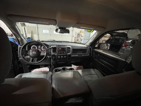 Used 2014 RAM 1500 Express image 26