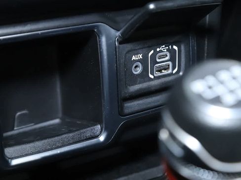 Used 2023 Jeep Wrangler Sport AWD/4WD image 23