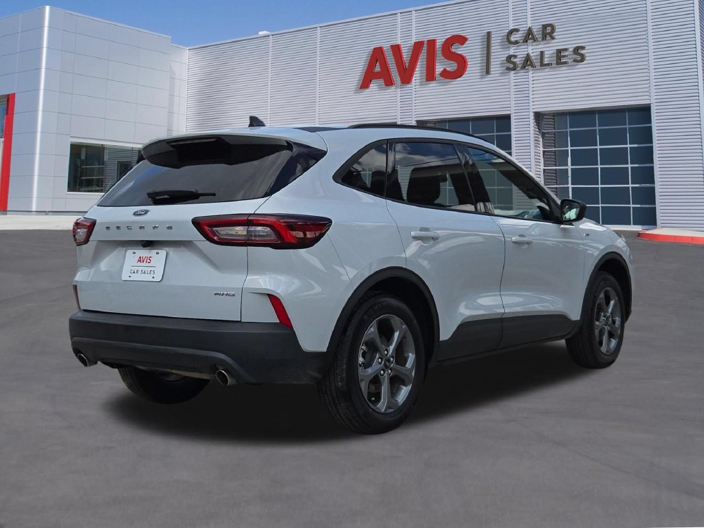 Used 2025 Ford Escape ST-Line AWD/4WD image 6
