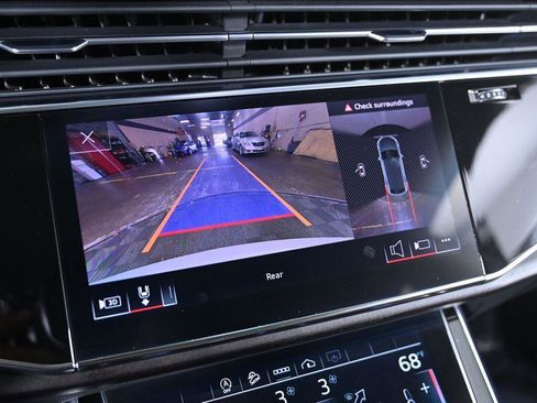 Used 2023 Audi Q8 Premium Plus image 16