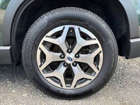 Used 2022 Subaru Forester Premium AWD/4WD image 27