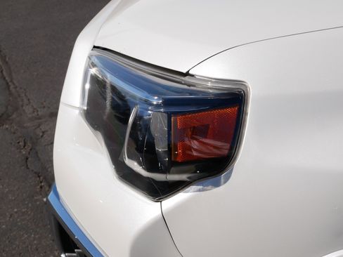 Used 2018 Toyota 4Runner Limited image 16