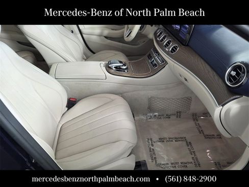 Used 2020 Mercedes-Benz E 350 4MATIC Sedan image 32
